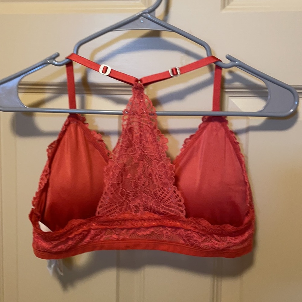 Red, Razorback bralette - Picture 2 of 4